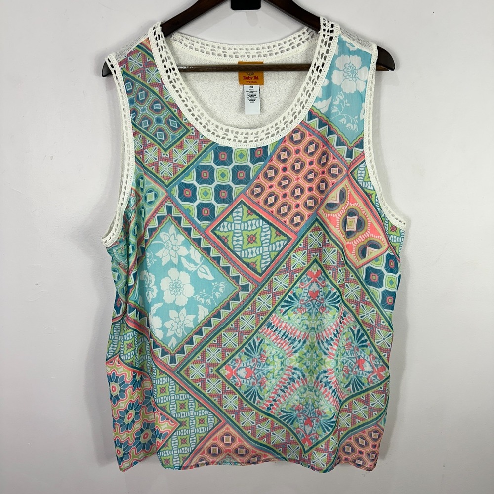 Ruby Rd Woman 2X Multicolor Geometric Patchwork Tank Top Boho Summer Resort Chic
